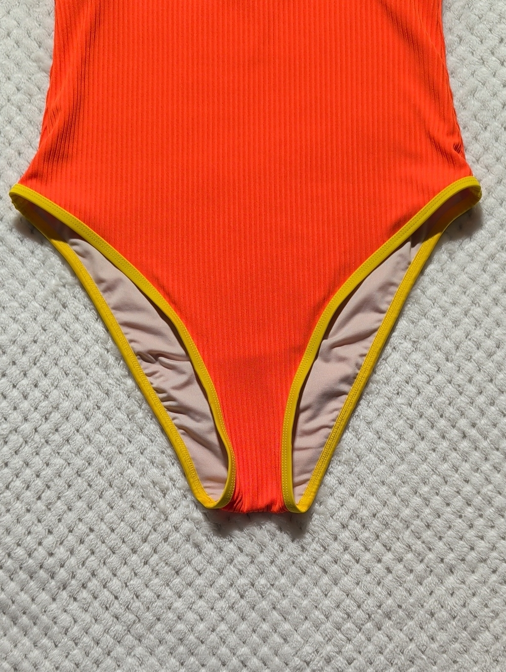 Cupshe Bright Sunset Tummy Control One Piece Swimsuit - Picture 4 of 11